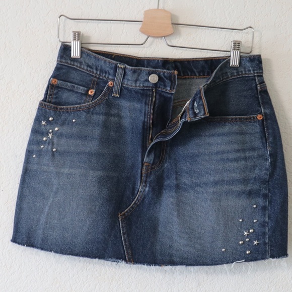 Levi’s Deconstructed Skirt - Picture 2 of 4